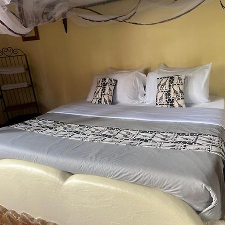 Nyore Hillside Retreat Mbarara Екстер'єр фото