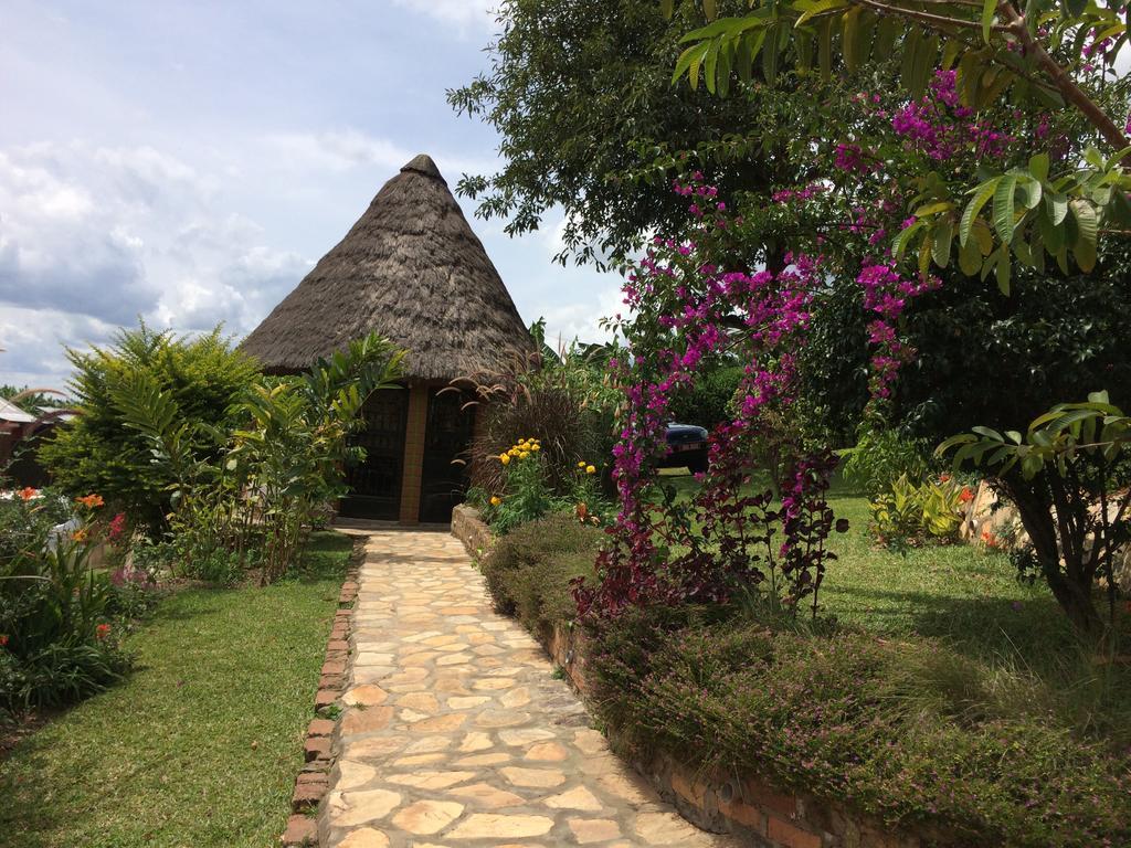 Nyore Hillside Retreat Mbarara Екстер'єр фото